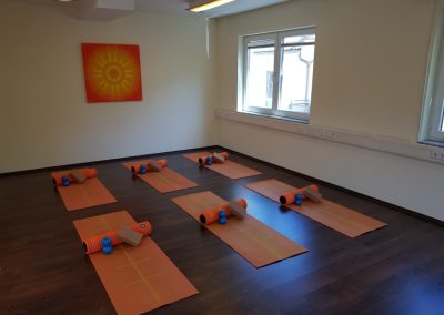 Großer Gymnastikraum im Physio Gesundheitszentrum in Bad Soden